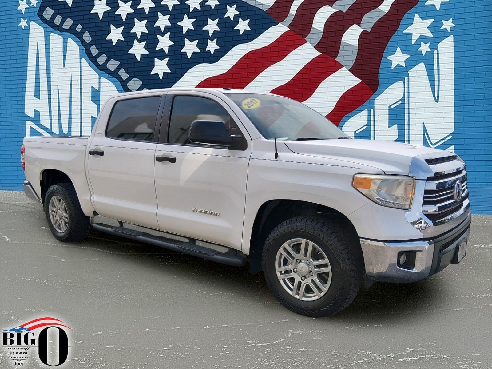 PRE-OWNED 2017 TOYOTA TUNDRA 2WD SR5