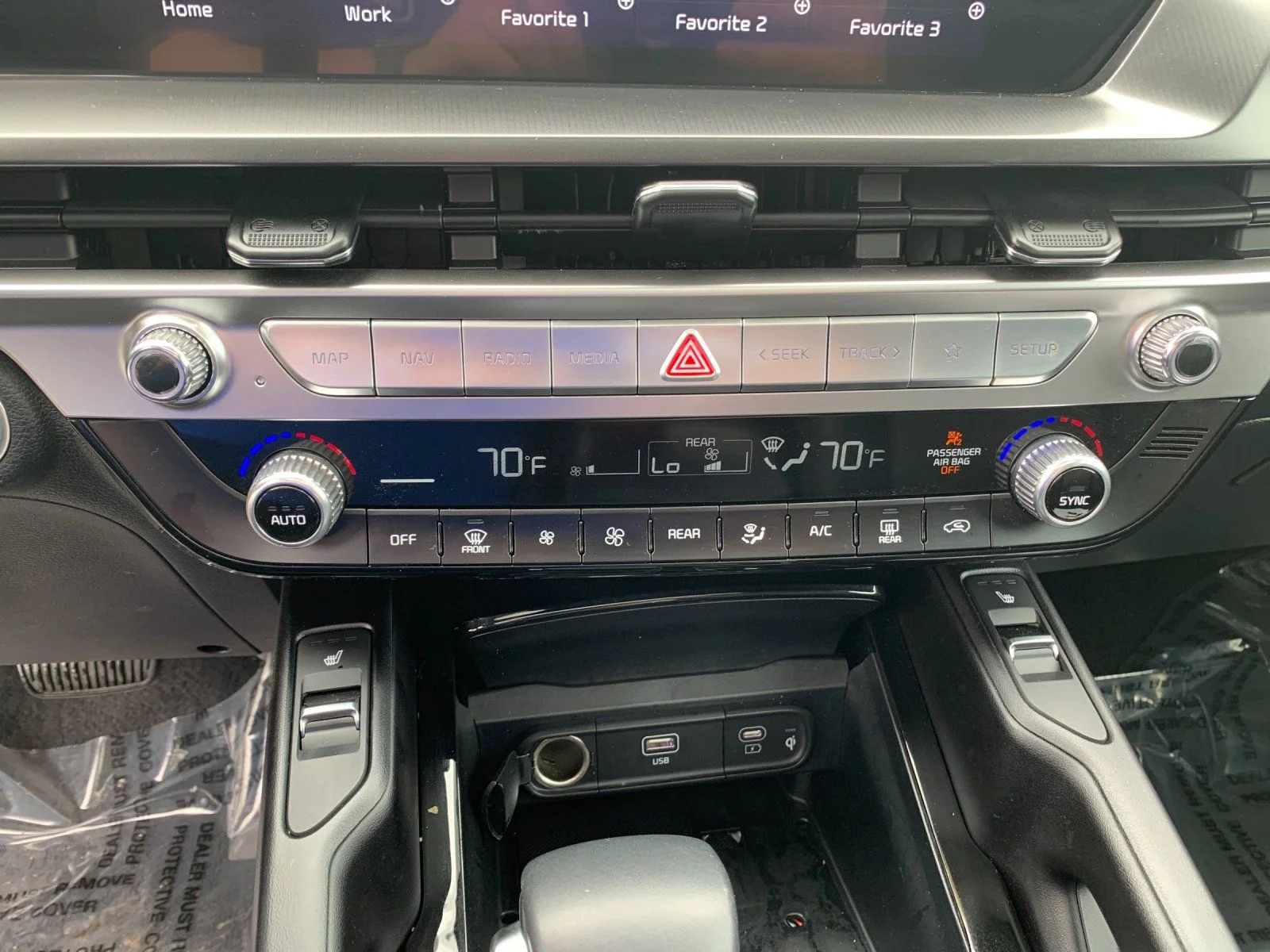 Used 2025 Silver Kia S image 25