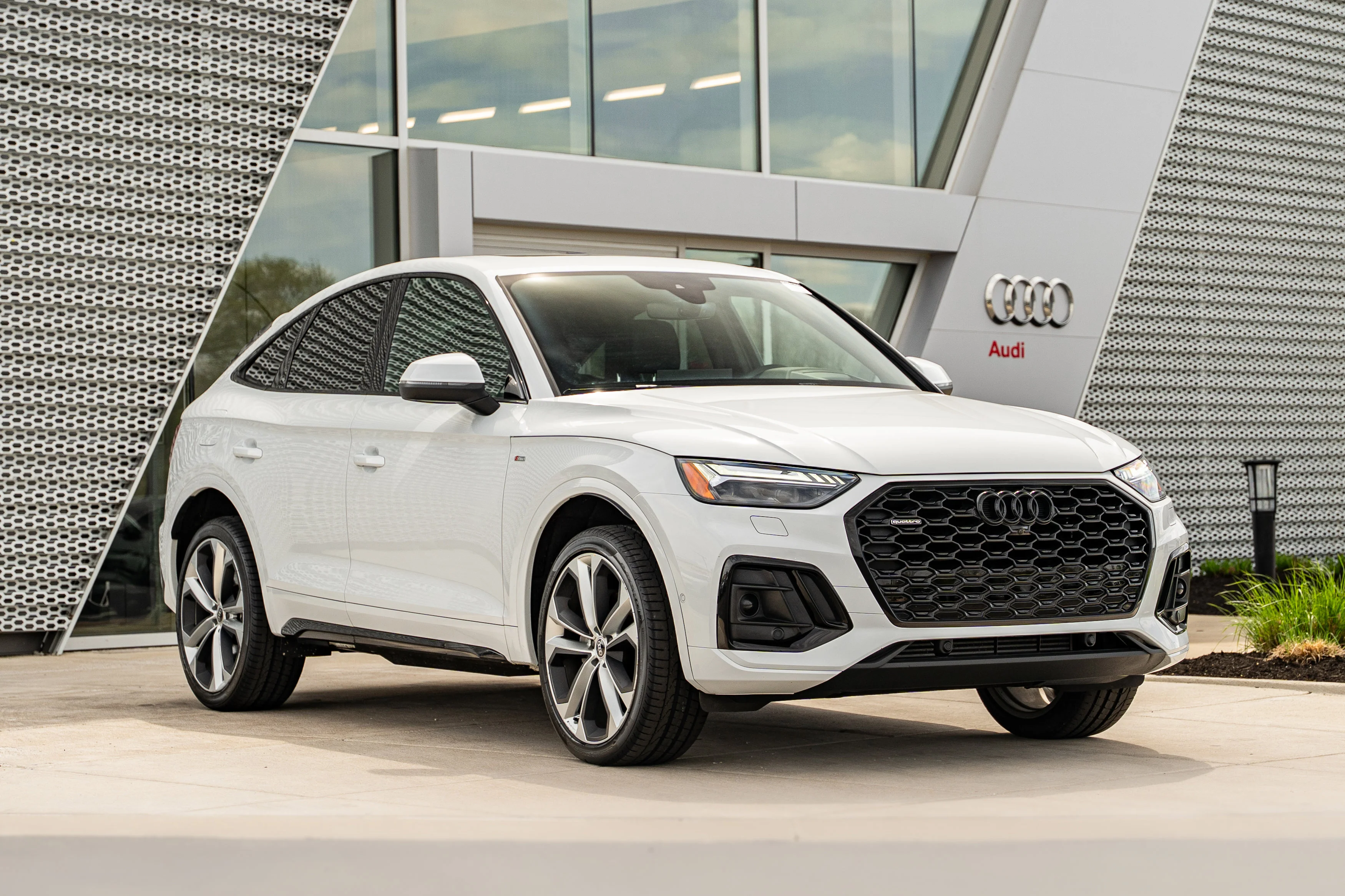 2022 Audi Q5 Sportback 45 Prestige's photo
