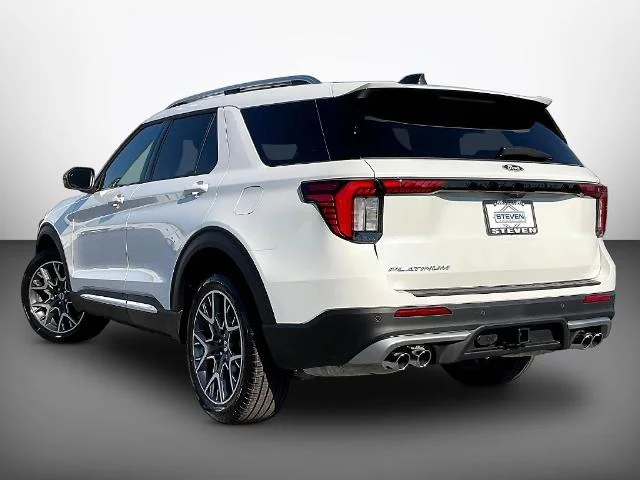 New 2027 Star White Metallic Tri-Coat Ford Platinum™ image 46