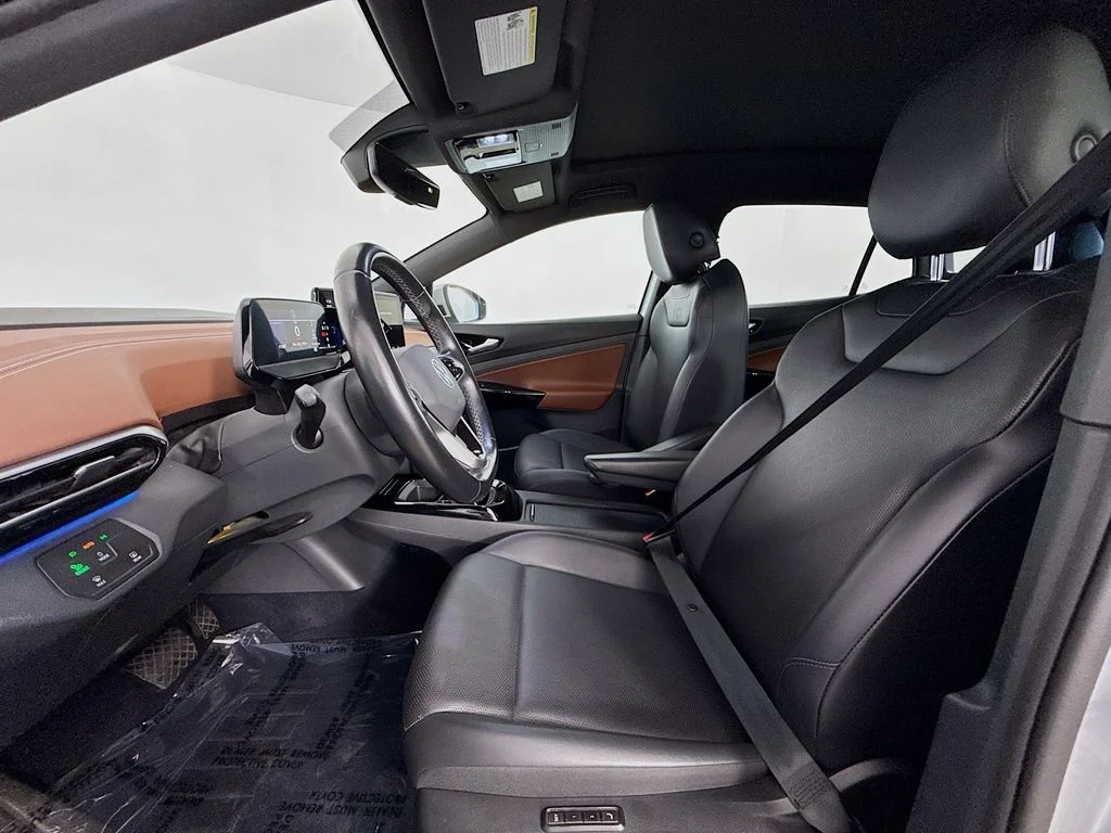 Used 2021 Silver Volkswagen Pro S image 20