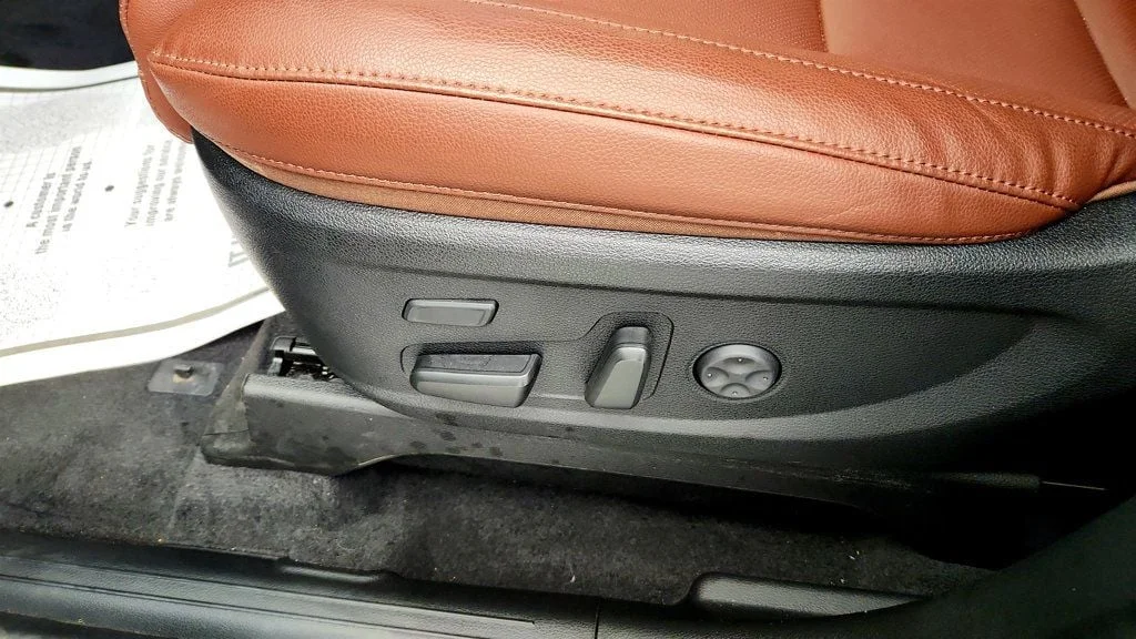 Used 2025 Dark Moss Kia SX AWD w/ Captain