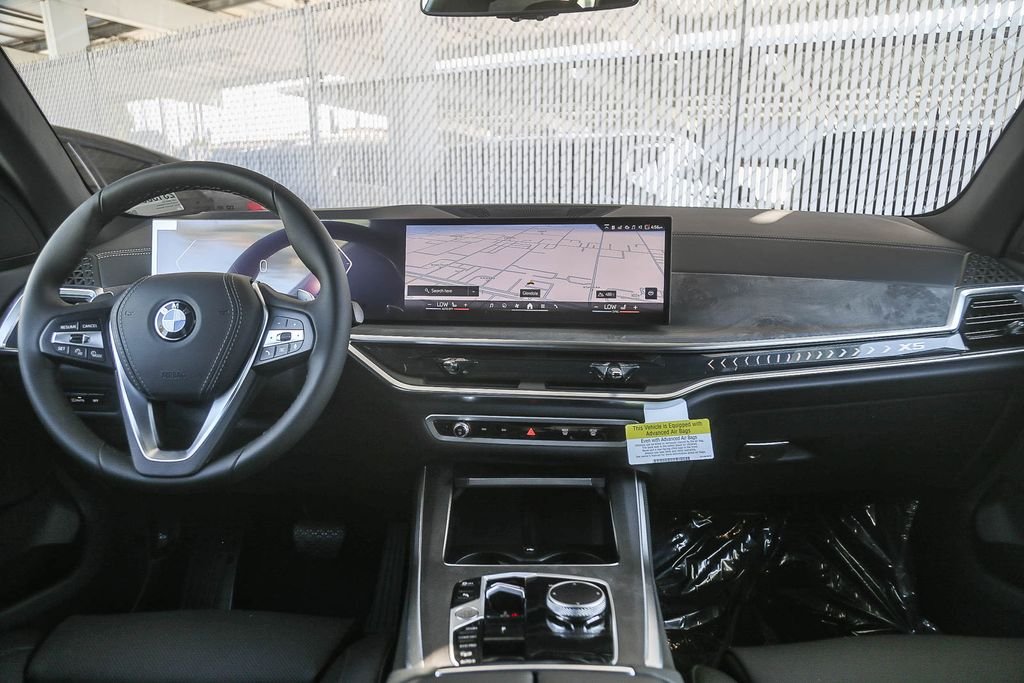 New 2026 Black Sapphire Metallic BMW xDrive40i image 9
