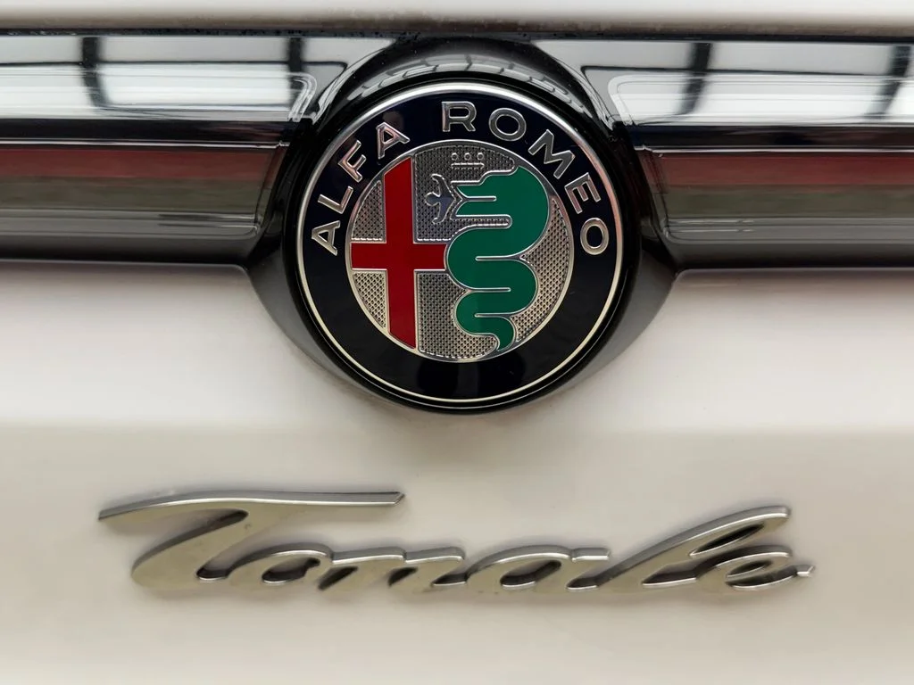 Used 2024 White Alfa Romeo Ti image 5