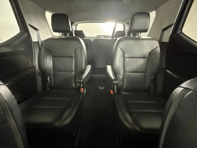 Used 2018 SUMMIT WHITE Chevrolet LT Cloth image 45