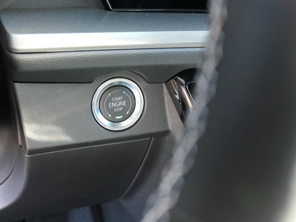 2027 Chevrolet Traverse LT - Photo 17