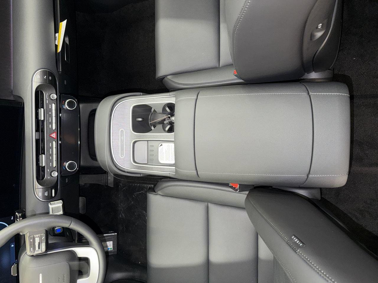 New 2027 Shimmering Silver Hyundai Limited AWD image 23