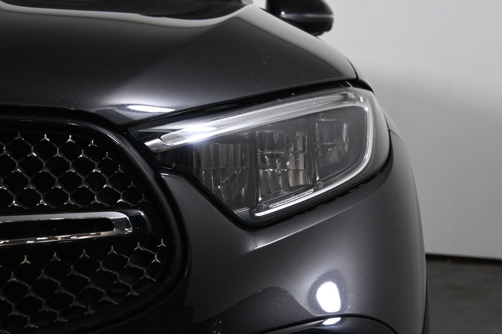 2026 Mercedes-Benz GLC Base - Photo 11