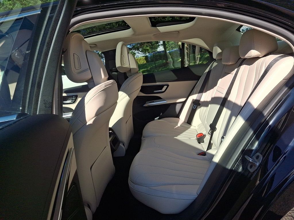 Used 2026 Black Mercedes-Benz E 350 image 10