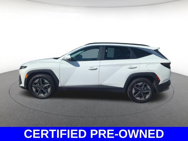 Certified Used 2025 White Hyundai SEL Convenience image 4
