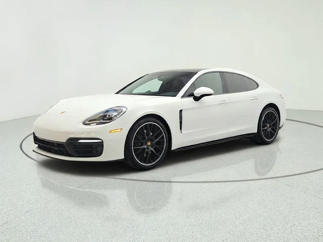 2023 Porsche Panamera 