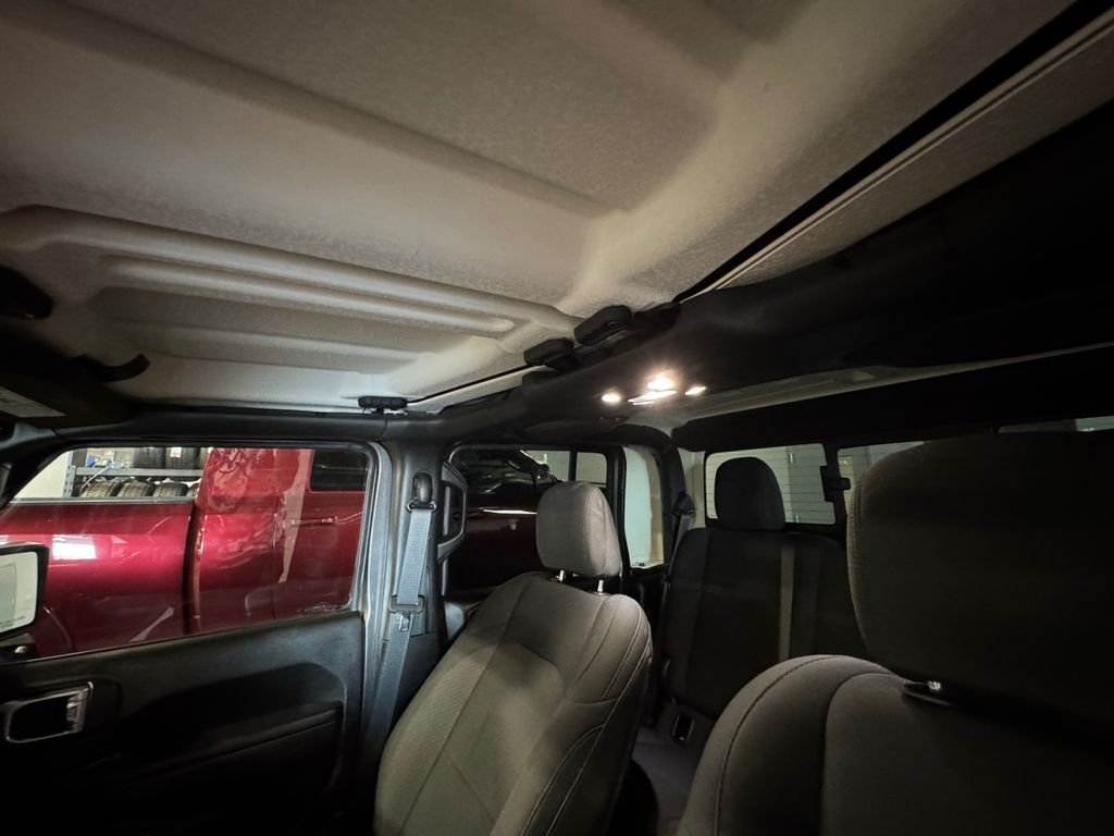 Used 2023 Gray Jeep Sport image 25