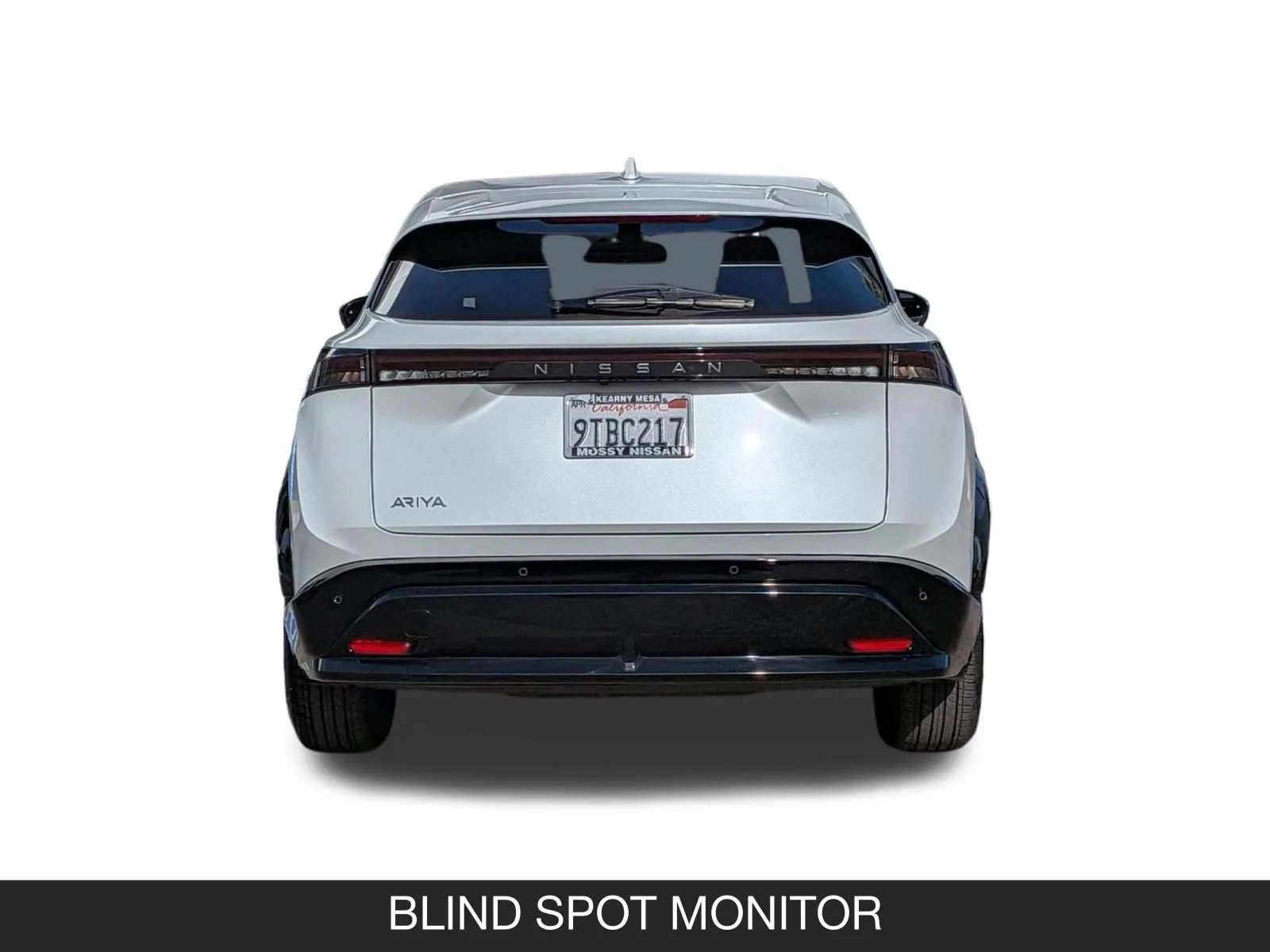 Used 2025 Everest White Pearl Tricoat Nissan ENGAGE image 9