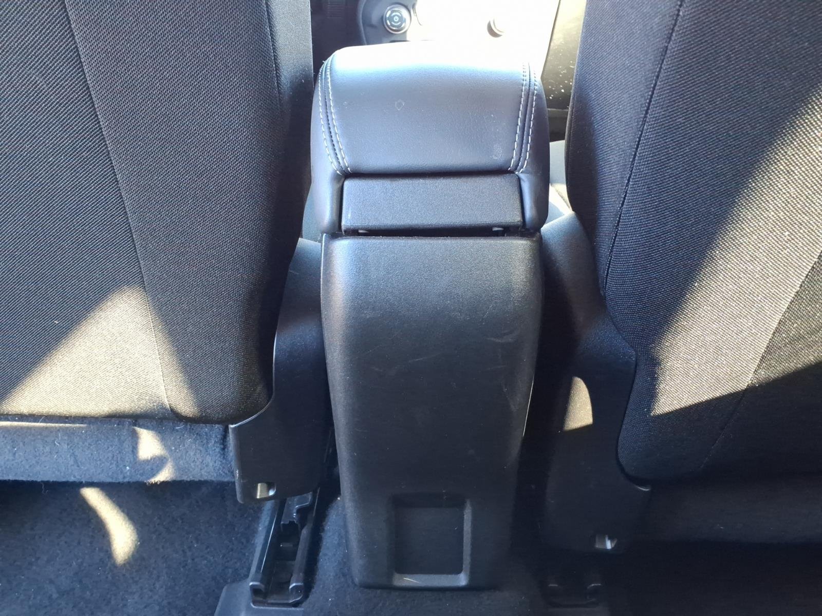Certified Used 2023  Jeep Latitude image 28
