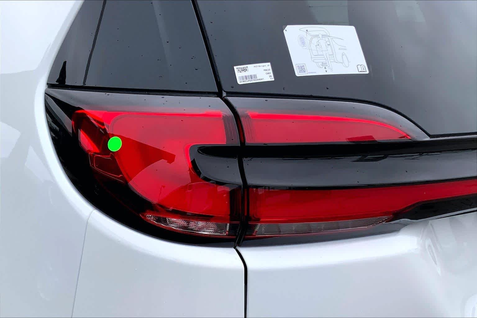 New 2026 Bright White Clear-Coat Exterior Paint Chrysler Pinnacle image 11