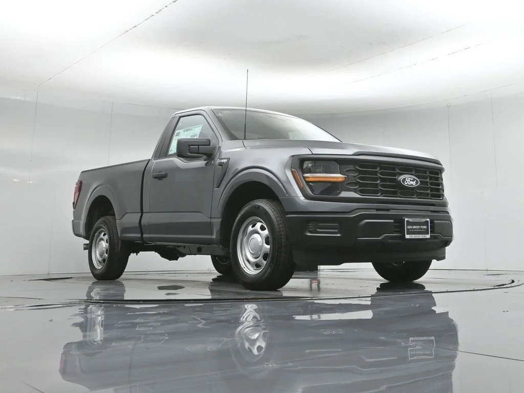 New 2026 Gray Ford XL image 42