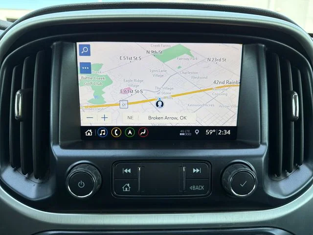 Used 2019 Gray GMC SLT image 12