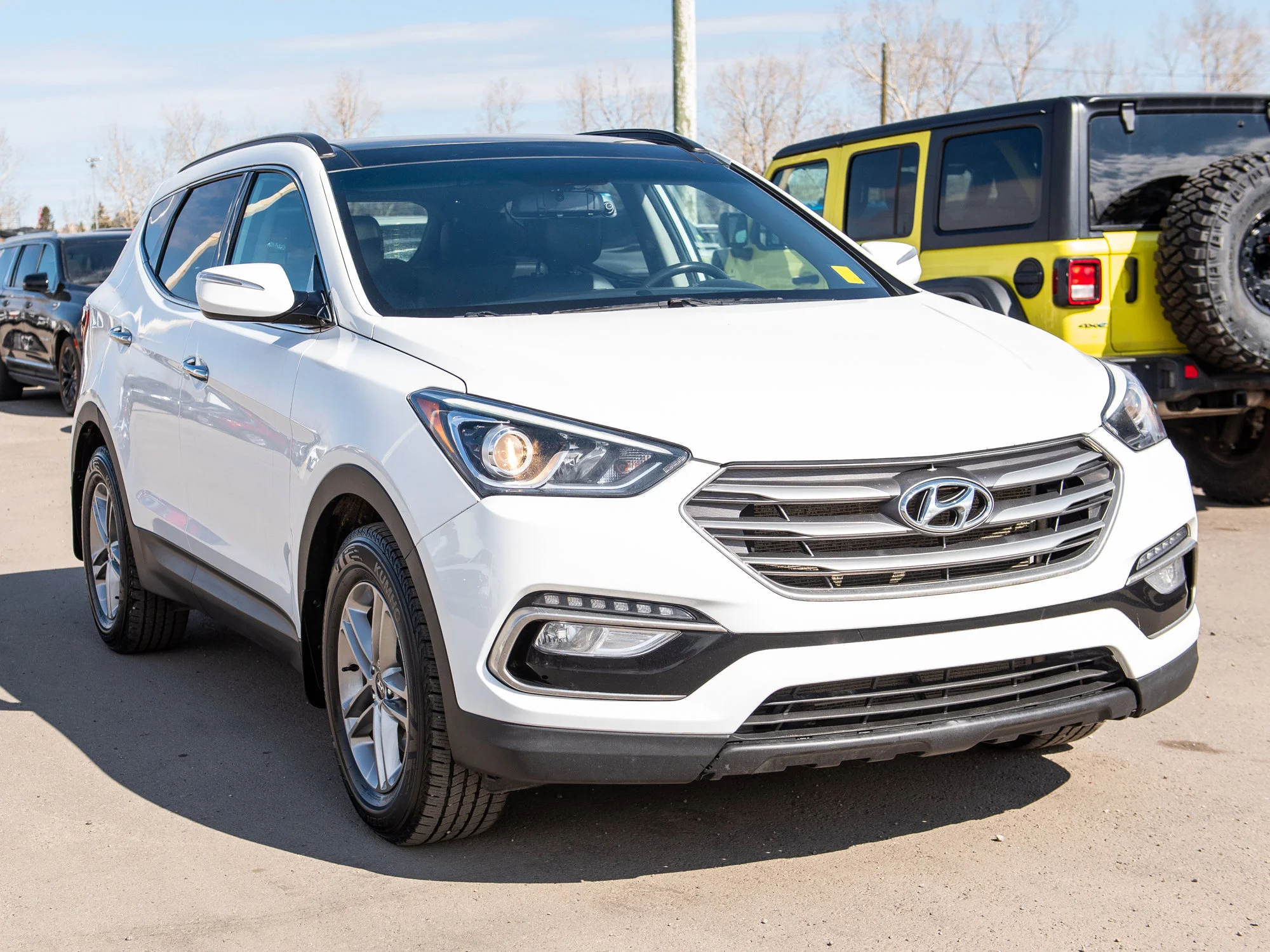 Used 2018 White Hyundai SE * One Owner | Heated Seats | Panoramic Sunroof | Backup Camera | Blind Spot Monitoring image 6