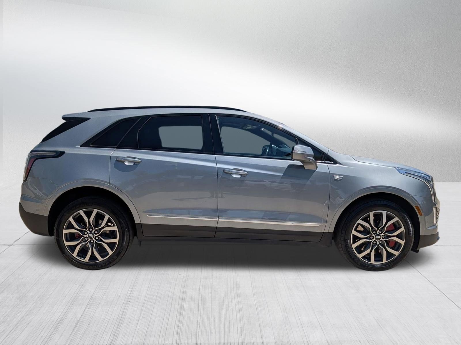 Used 2023 Argent Silver Metallic Cadillac Sport image 6
