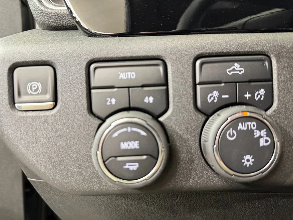 2026 Chevrolet Silverado 1500 LT - Photo 18