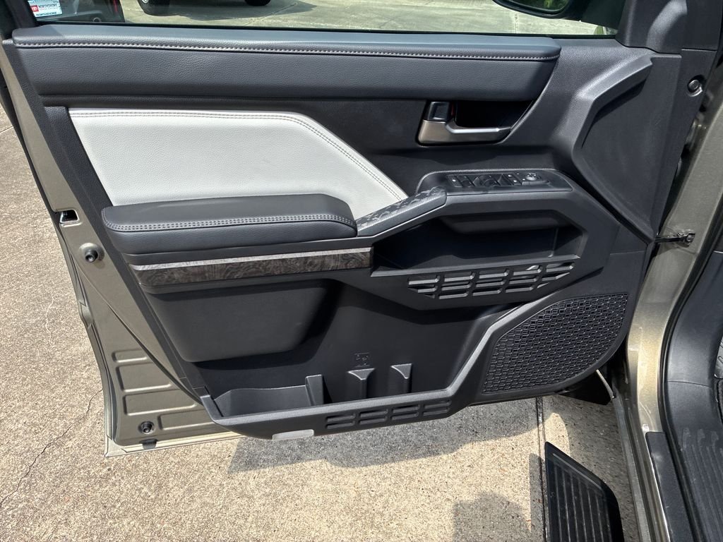 2026 Toyota Tacoma Limited - Photo 14