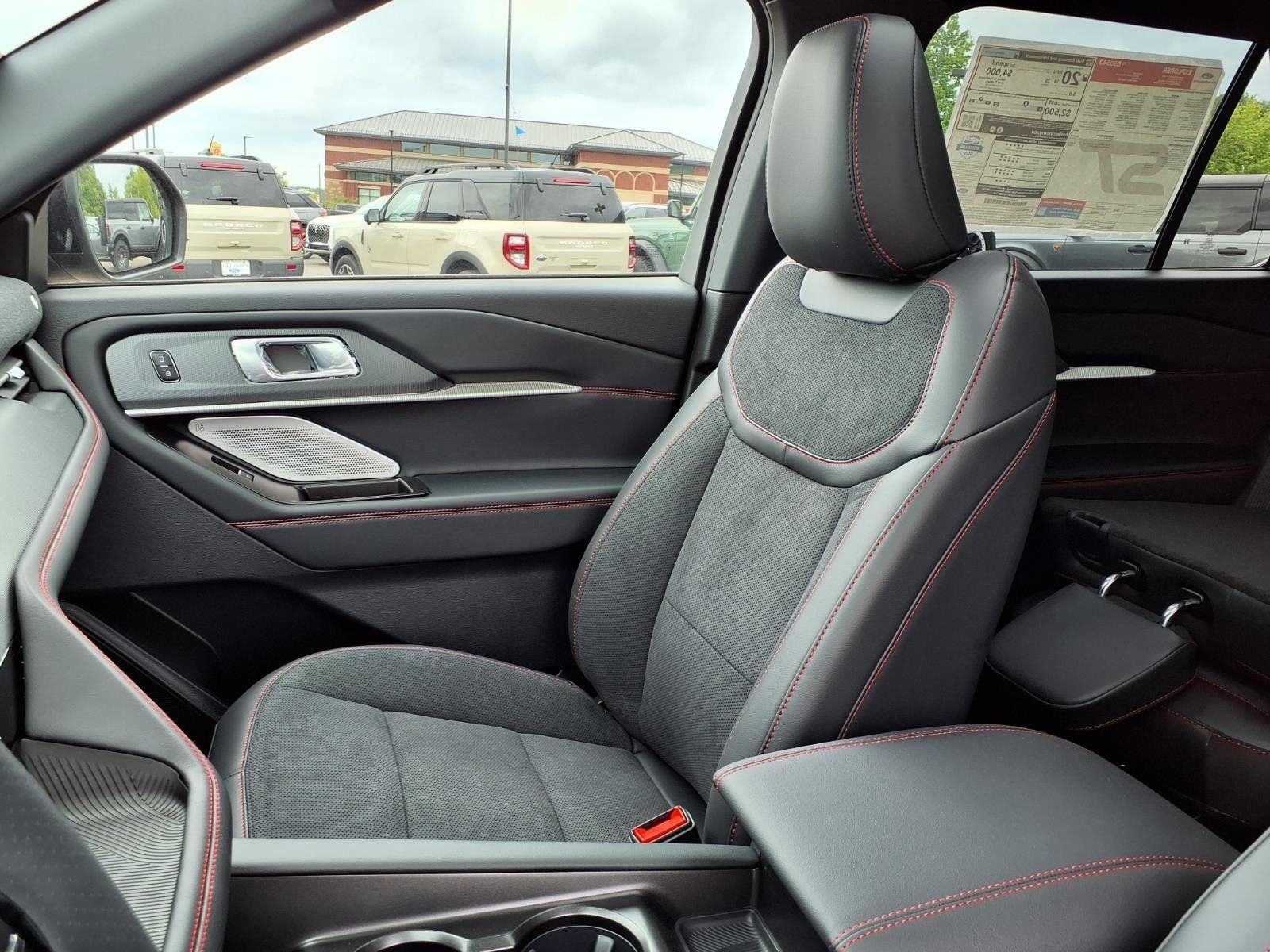 New 2026 Agate Black Metallic Ford ST image 21