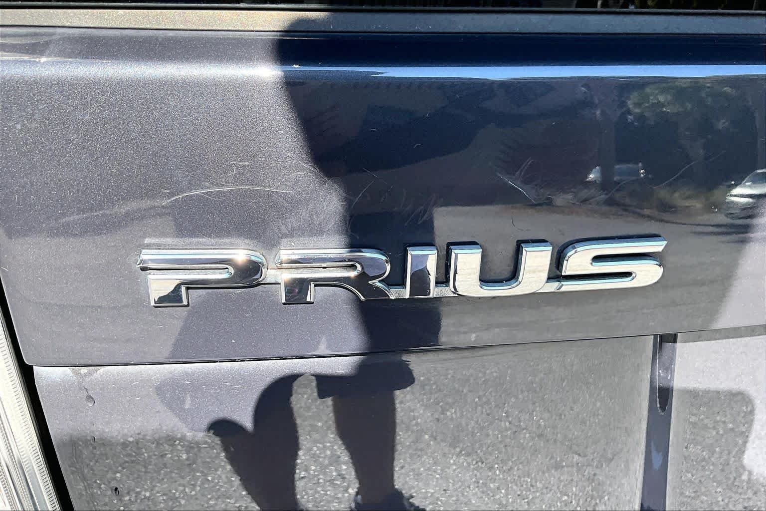 Used 2013 Winter Gray Metallic Toyota Two image 10