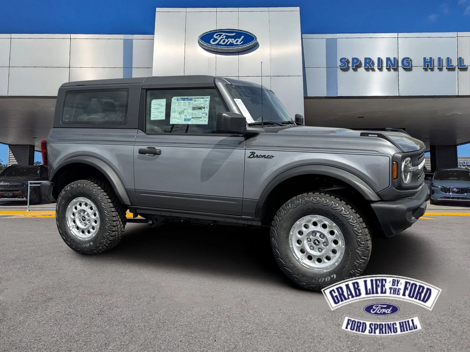 2026 Ford Bronco Base 4x4's photo