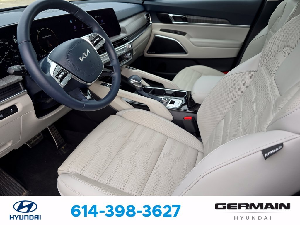 Used 2024 Black Kia SX-Prestige image 18