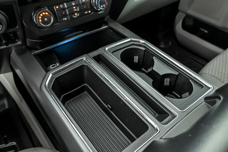 Used 2019  Ford XLT image 25