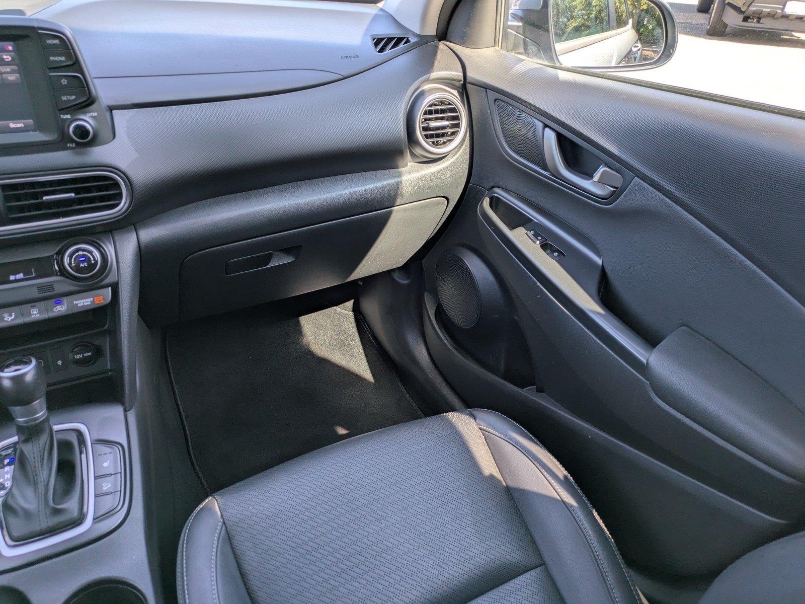 Used 2020 Sonic Silver Hyundai Limited image 17