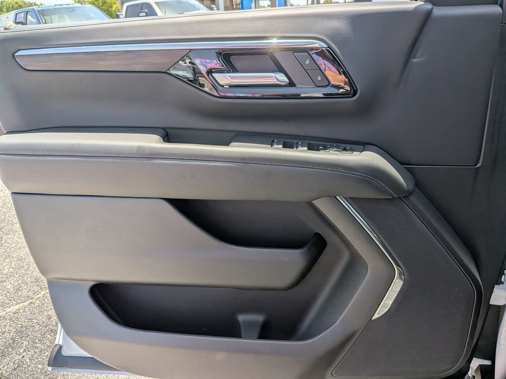 New 2026 Summit White Chevrolet LS image 30