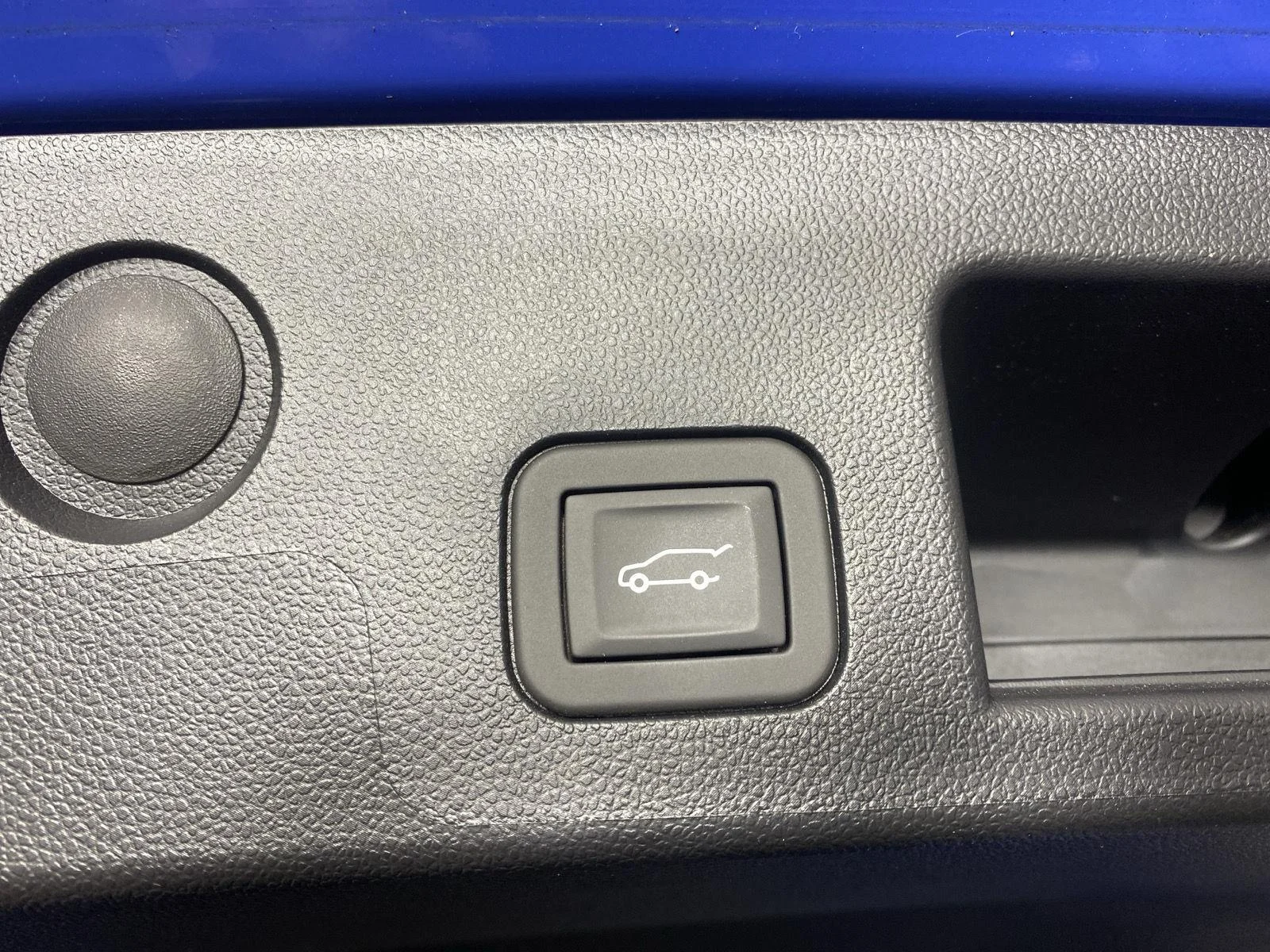 New 2026 Reef Blue Metallic Chevrolet RS image 26