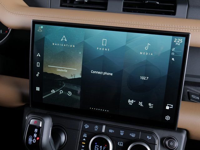 New 2026 Woolstone Green Land Rover X-Dynamic SE image 16