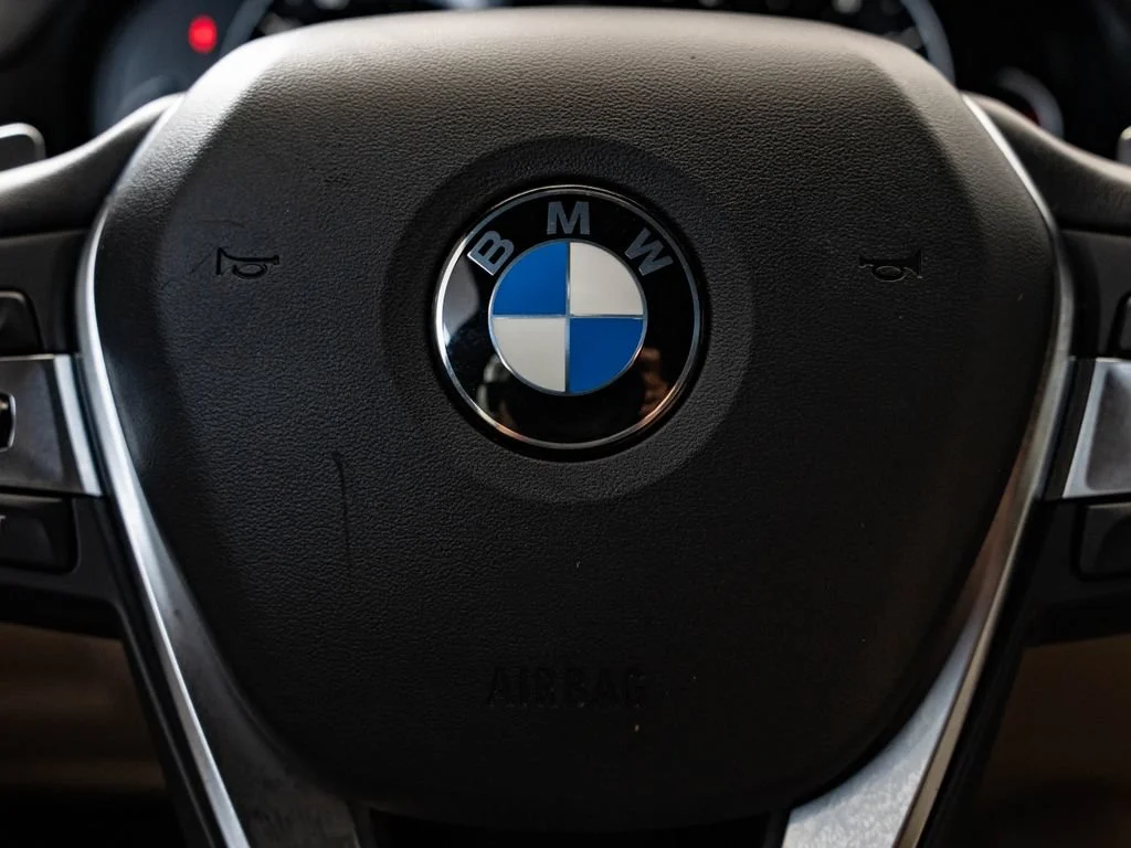 Used 2019 Alpine White BMW xDrive30i image 30