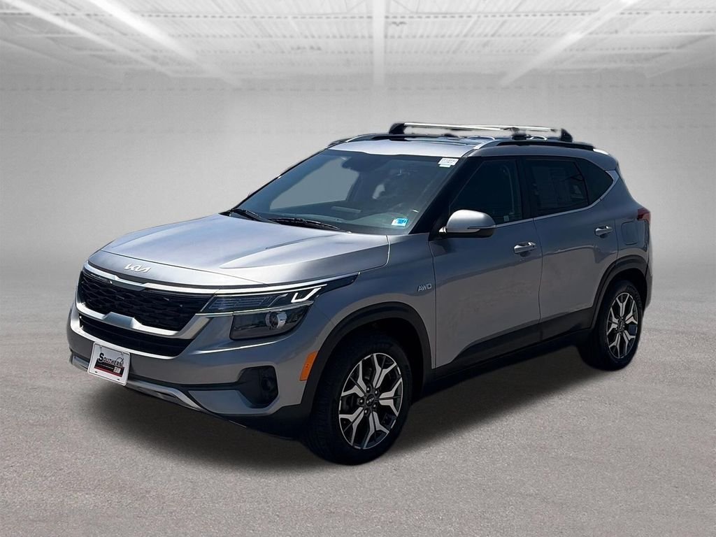 Used 2022 Steel Gray Kia EX image 3