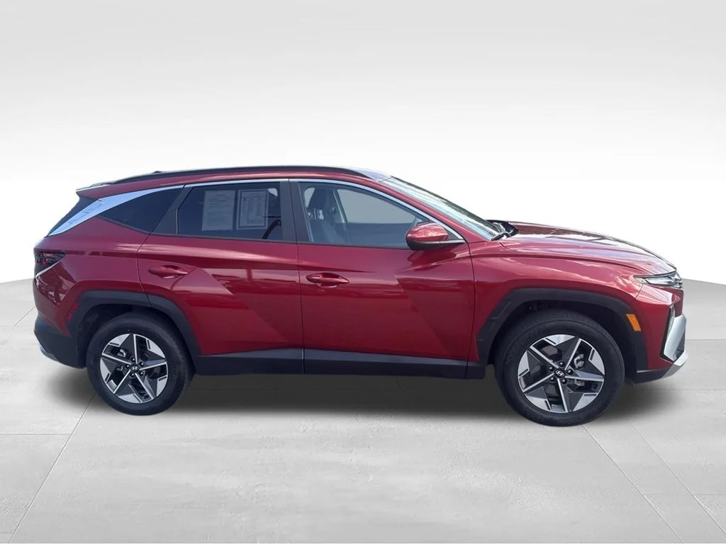 Used 2026 Red Hyundai SEL image 12