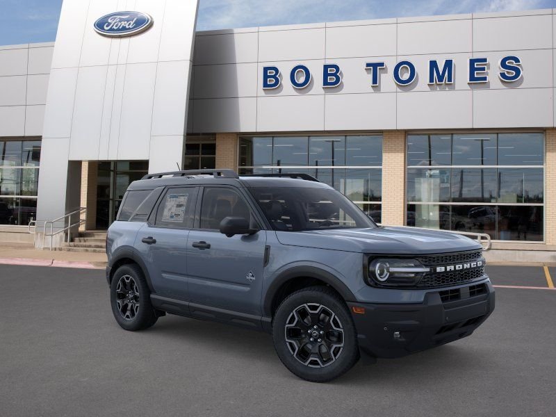 New 2026 Azure Gray Metallic Tri-Coat Ford Outer Banks® image 8