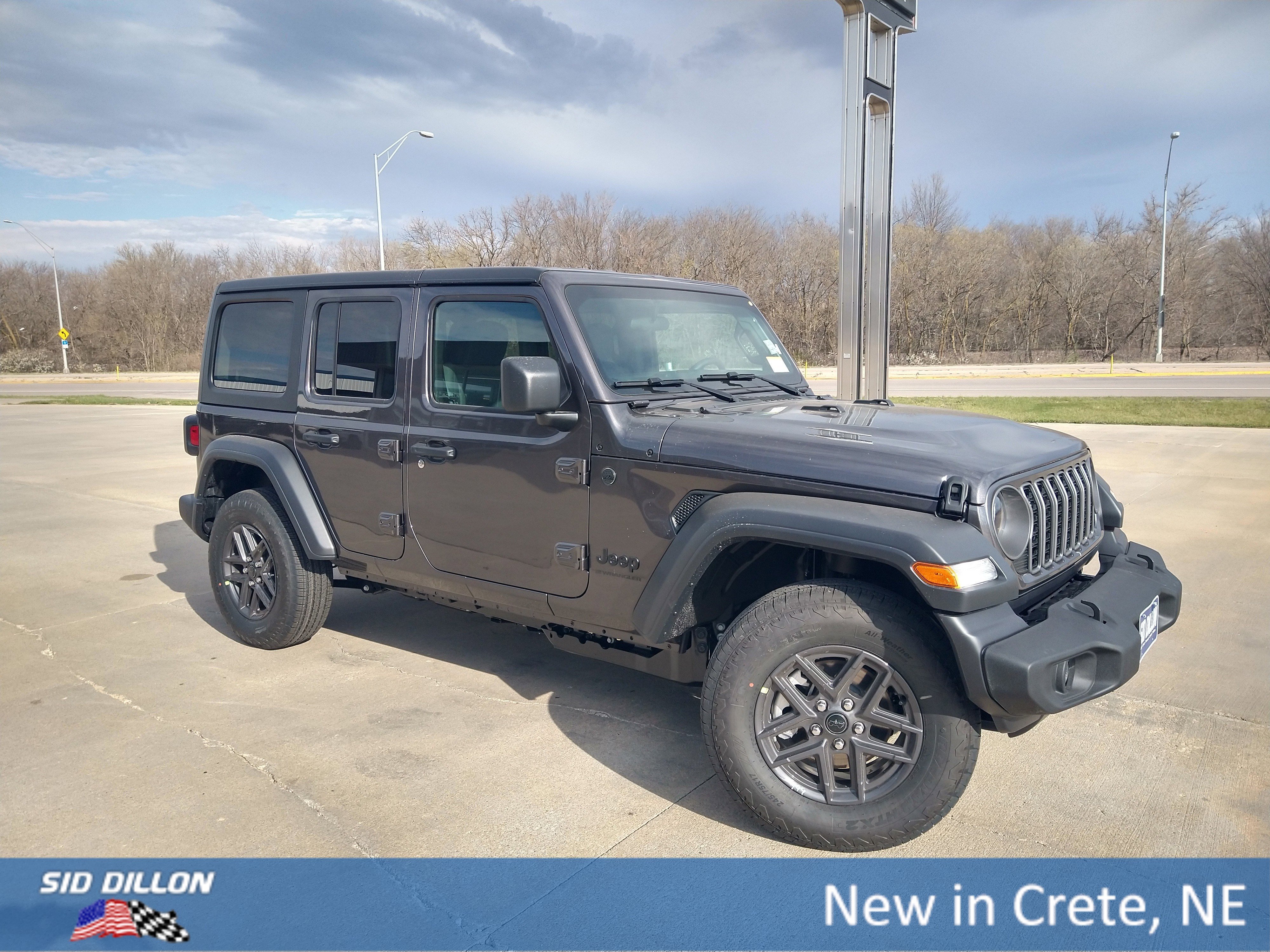 New 2026 Granite Crystal Metallic Clear-Coat Exterior Paint Jeep Sport image 13