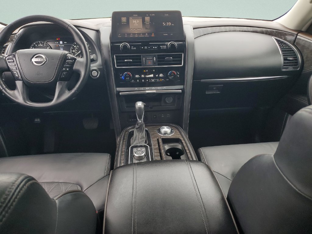 Used 2022 White Nissan Platinum 4WD image 14