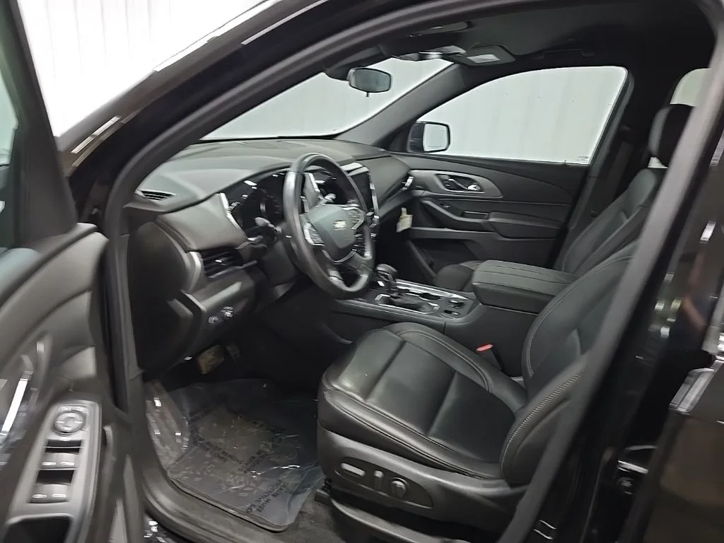 Used 2023 Black Chevrolet LT Leather image 28