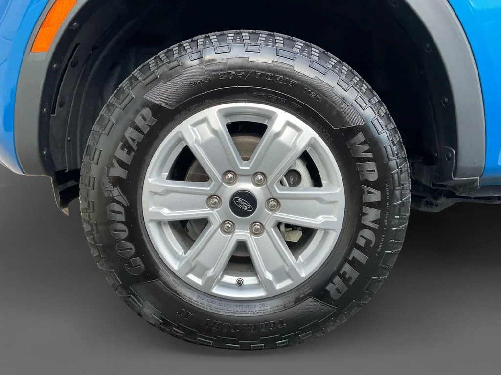 Used 2025 Blue Ford XL image 15