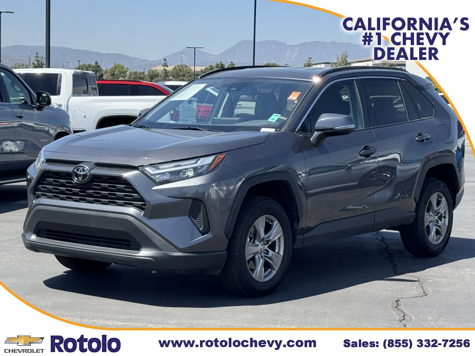 Used 2024 MAGNETIC GRAY MET Toyota XLE image 3