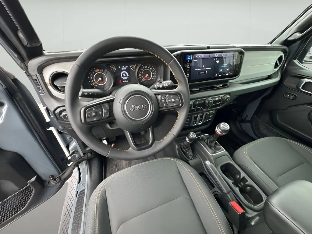 Used 2025 Gray Jeep Sport S image 20