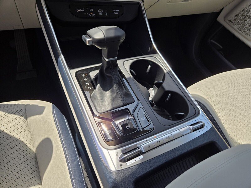 2026 Kia Carnival SX Prestige - Photo 12
