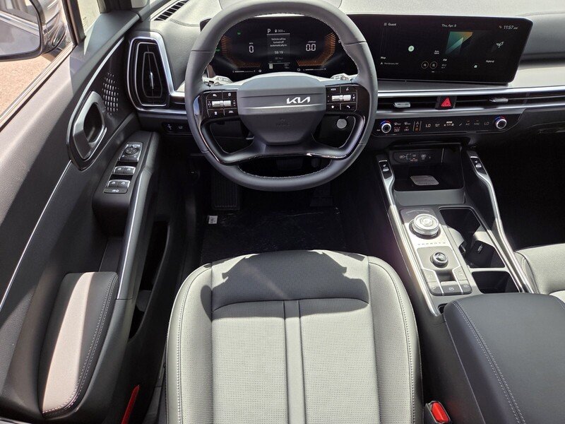 New 2026 Steel Gray Kia EX image 9