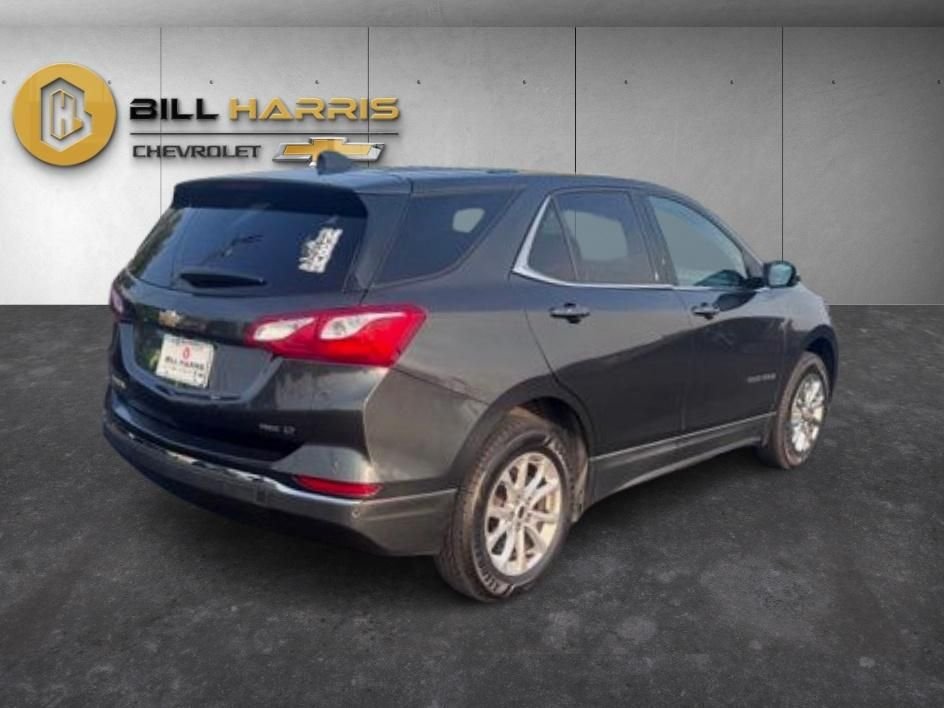 Used 2018 Gray Chevrolet LT image 4