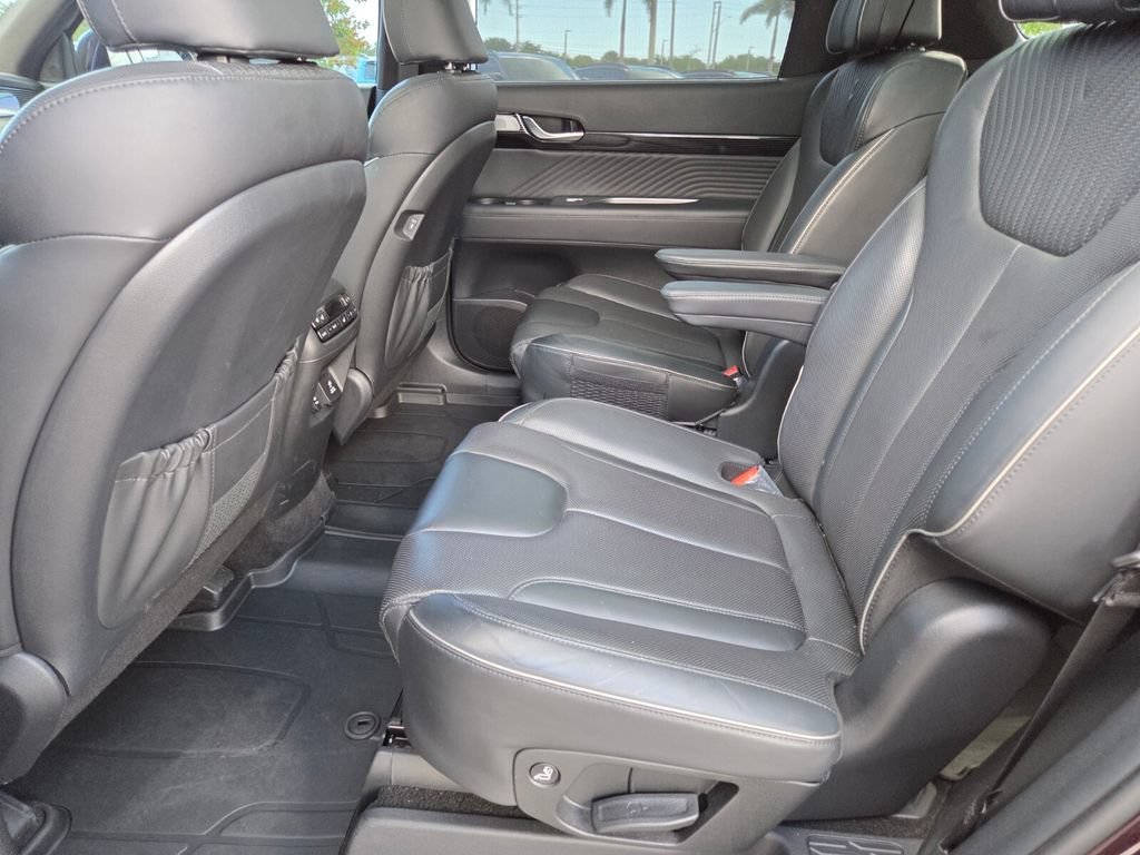 Used 2023 Sierra Burgundy Hyundai Calligraphy image 25