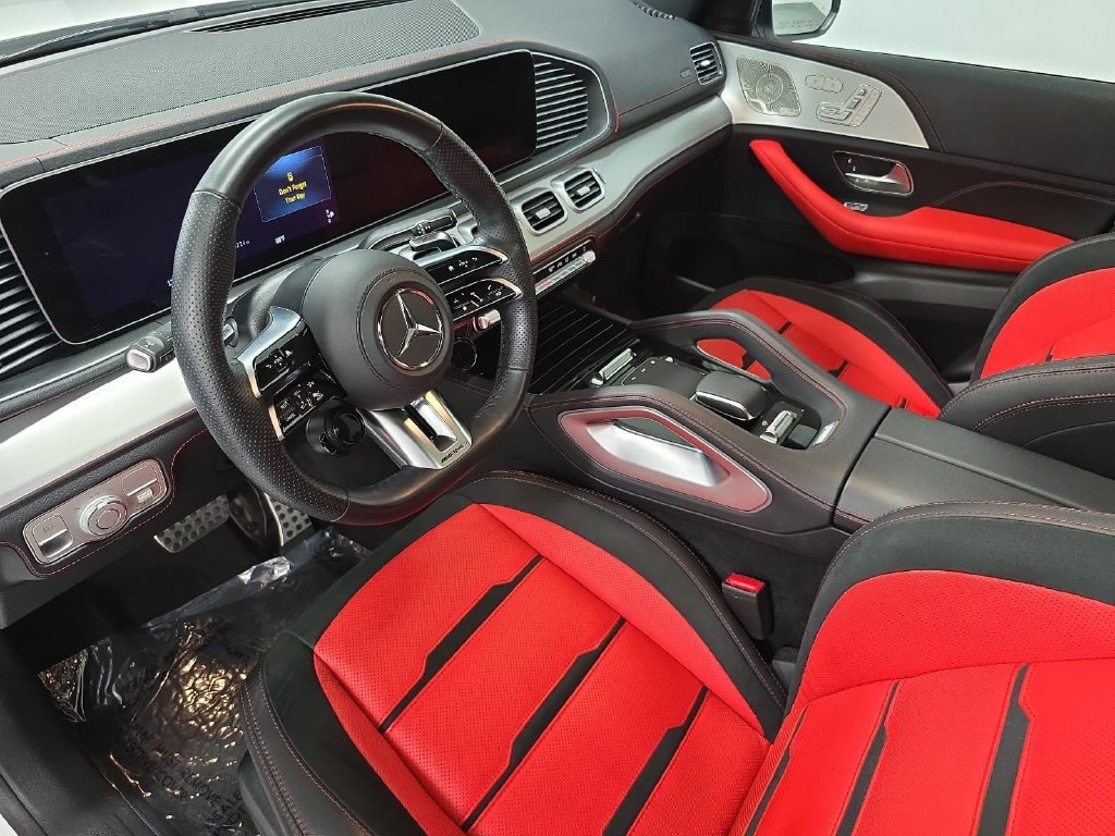Used 2025 Polar White Mercedes-Benz GLE 53 AMG® image 4