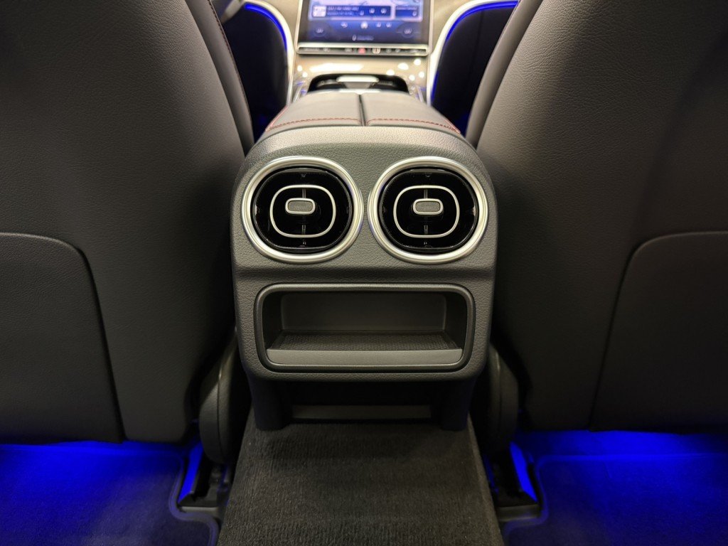 2025 Mercedes-Benz C-Class Sedan AMG C43 - Photo 20